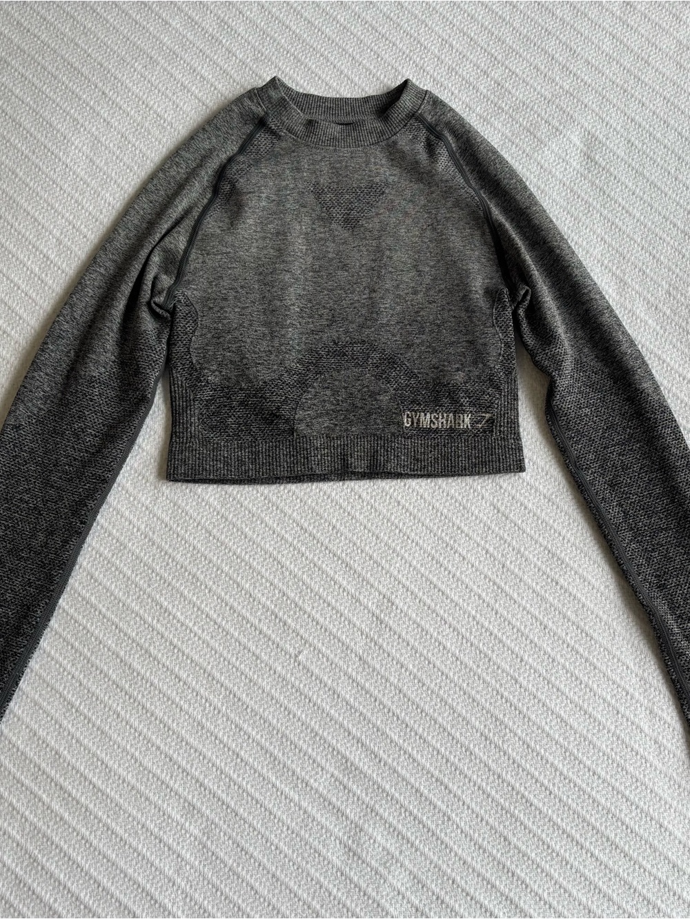 Gymshark Grey Ombré crop top workout top side XS Extra Small. Long Sleeve